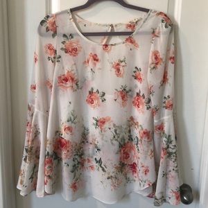 ❤️Floral Bell Sleeve❤️